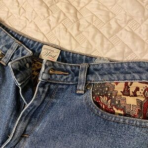 Vintage Generation West (By Wrangler) Denim Distressed Jeans with Pattern